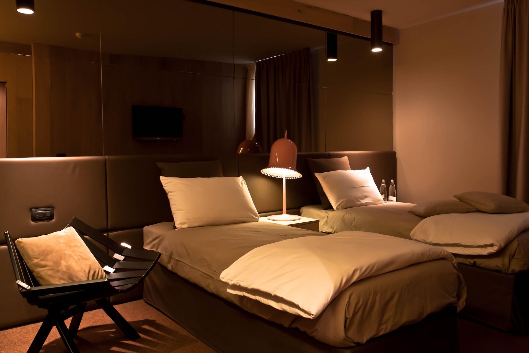 Alexander Charme Hotel 리비뇨 외부 사진