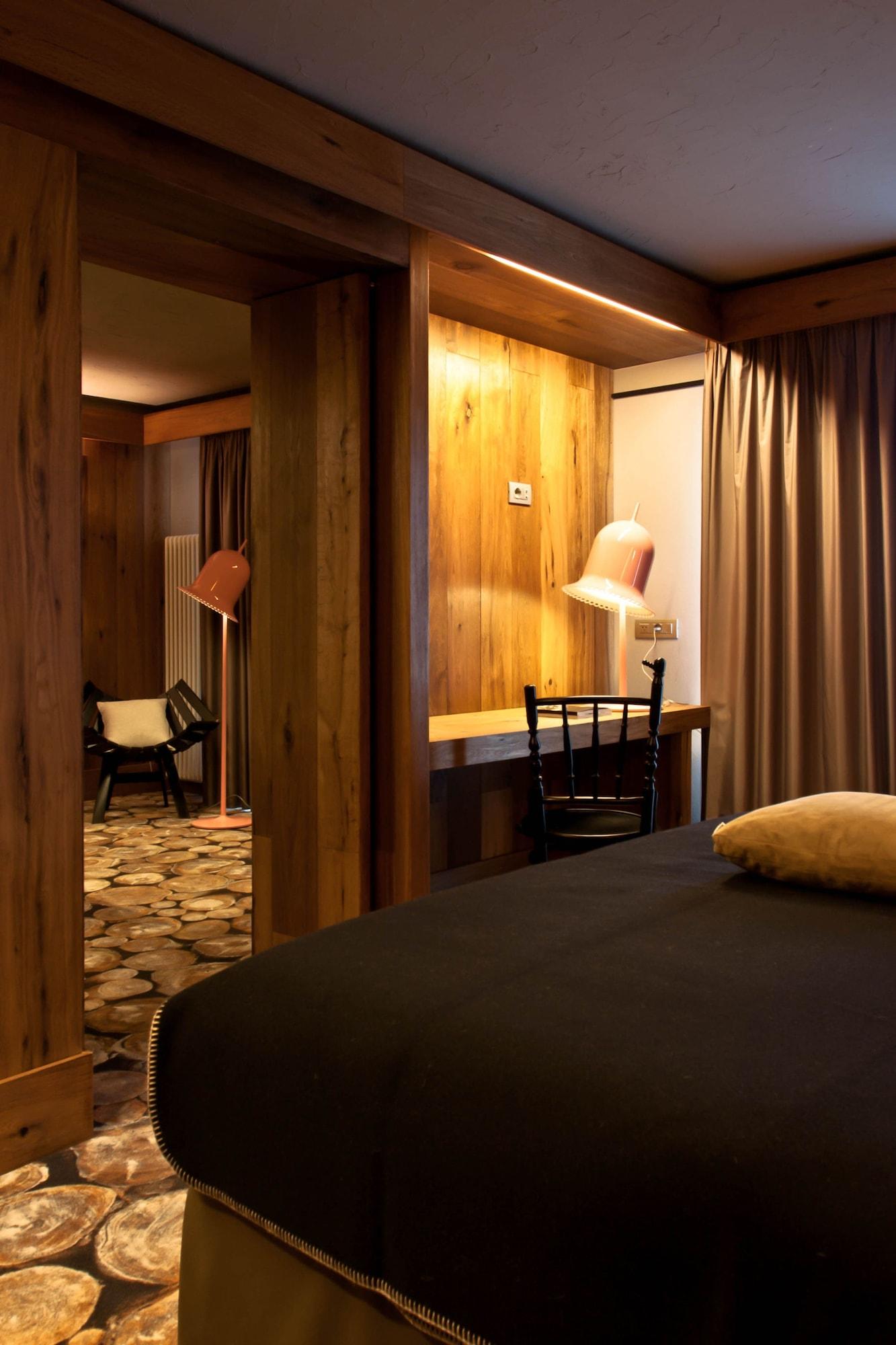 Alexander Charme Hotel 리비뇨 외부 사진