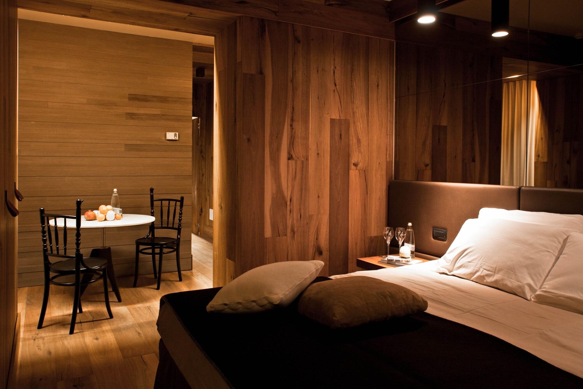 Alexander Charme Hotel 리비뇨 외부 사진