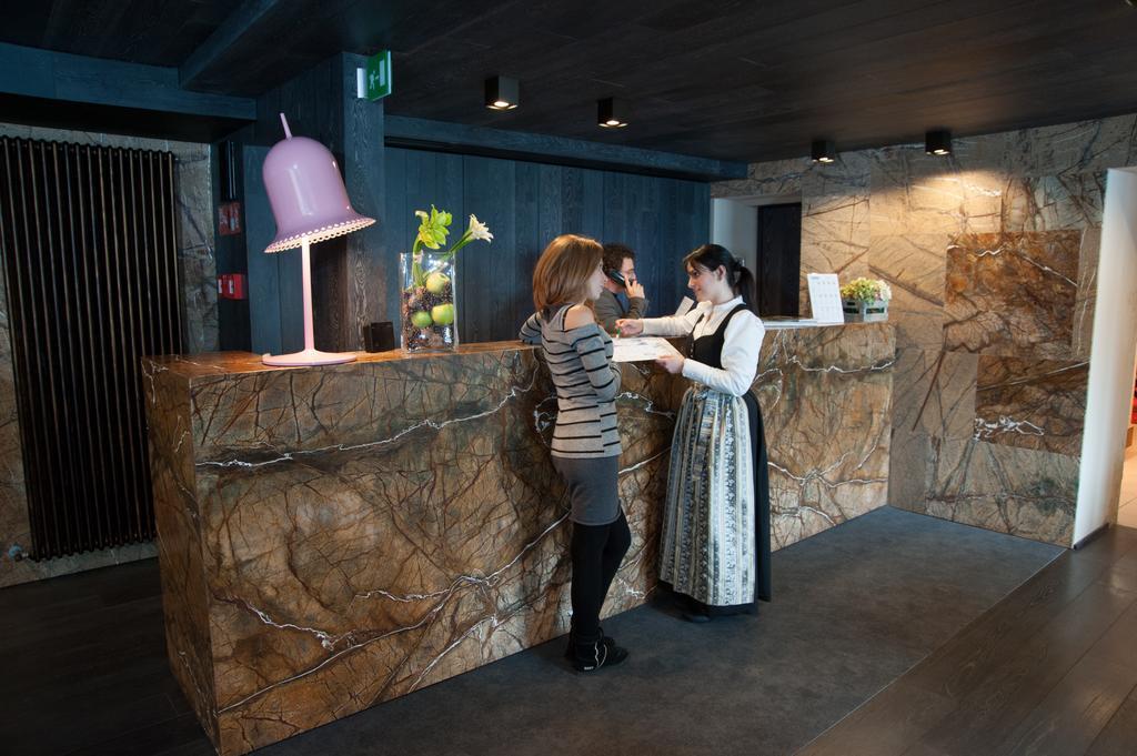 Alexander Charme Hotel 리비뇨 외부 사진